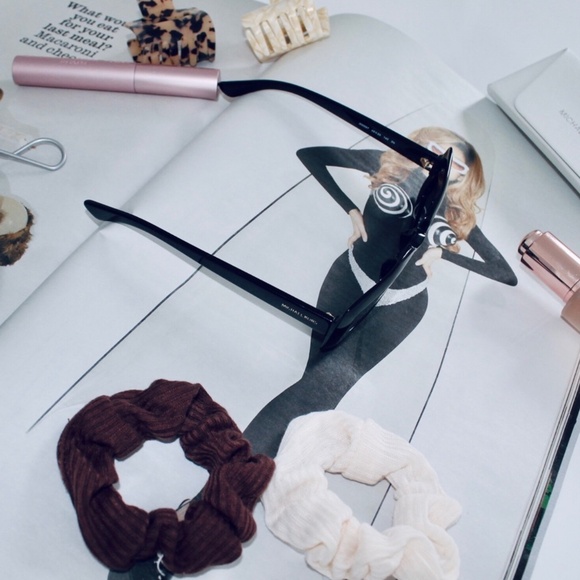 MICHAEL KORS Black St. Tropez Sunglasses - Picture 4 of 6